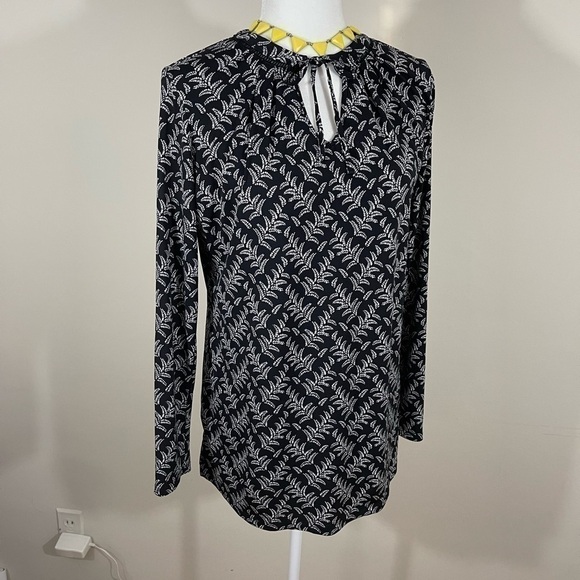 Liz Claiborne Sz med tunic style top black/ white print - Picture 1 of 11
